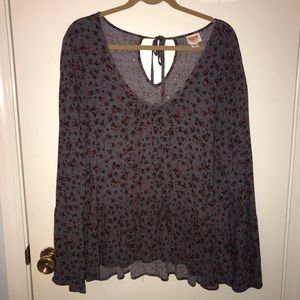 Floral Bell Sleeve Blouse